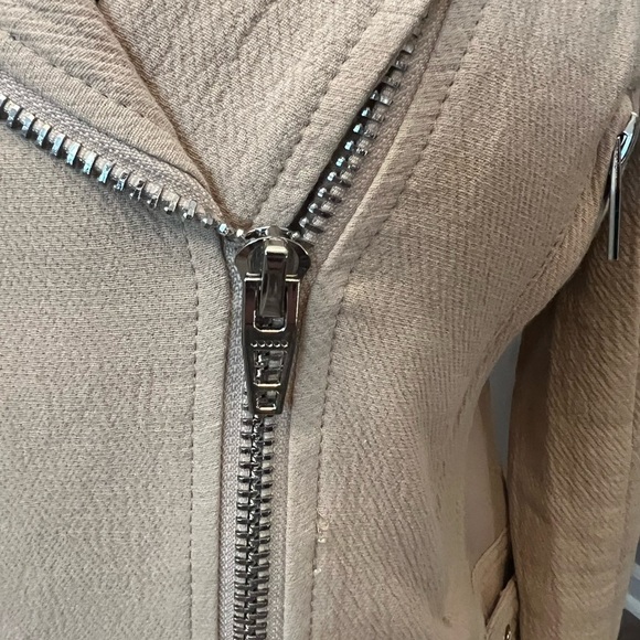 Blank NYC Cream 100% cotton Moto Jacket Asymmetrical Zipper size M EUC - Picture 4 of 16